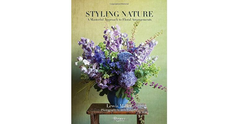 Styling Nature : A Masterful Approach to Floral Arrangements