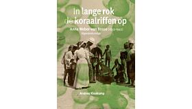 In lange rok de koraalriffen op - Anna Weber-van Bosse (1852-1942)